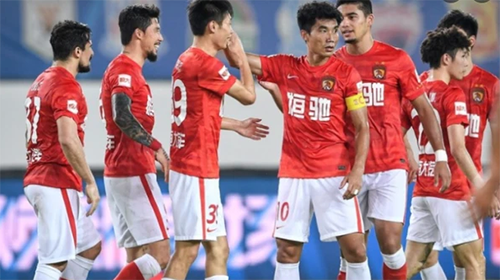 中超：河北FC0:1不敌广州FC 杨立瑜破门打破僵局
