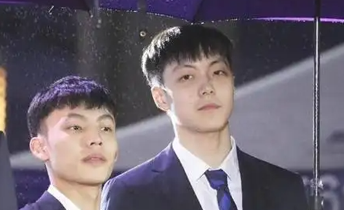 胡明轩哪一年开始打cba