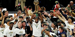 2021年雄鹿夺冠阵容一览