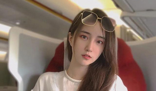 腾讯英超女主持人郭小仙儿