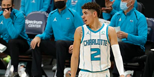 黄蜂队老板是谁