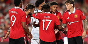 英超季前赛：曼联4:0利物浦 双方队伍差距过大