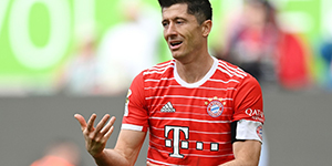 莱万加盟巴萨 网传巴萨与拜仁即将达成协议