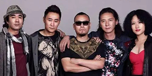 中超联赛主题曲超越谁唱的