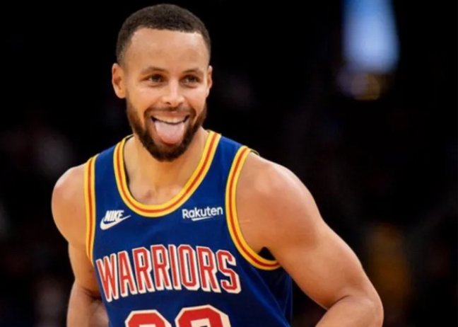 库里的巅峰期还有多久？