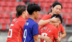 东亚杯：中国女足2-0胜中国台北女足