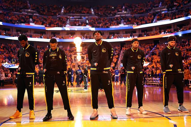 一年1300万，32岁老将加盟勇士