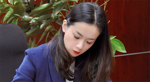 杨鸣老婆唐佳良资料