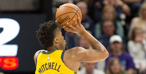 米切尔为什么交易至尼克斯