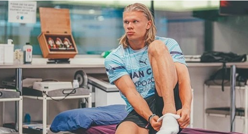 哈兰德年薪多少欧元