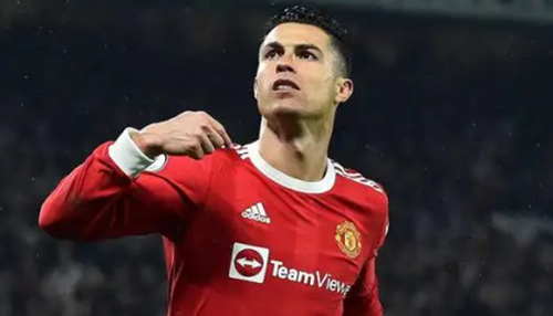 C罗社交网站上宣布：将在周日曼联主场上阵对战巴列的热身赛