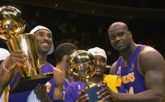 奥尼尔拿过多少次总冠军