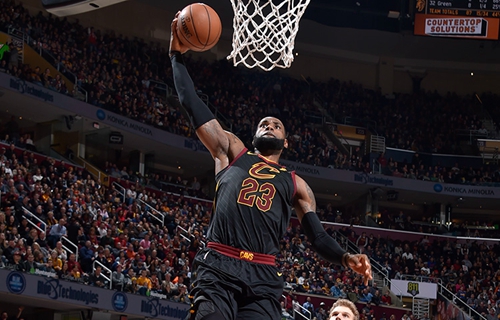 詹姆斯fmvp拿过几个