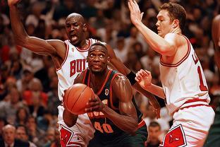 詹姆斯的偶像是谁