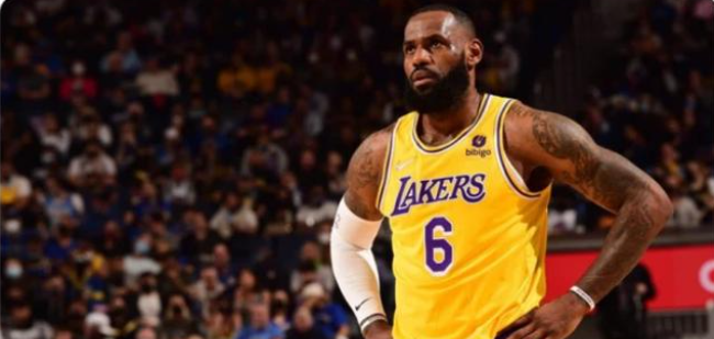 詹姆斯收获大合同