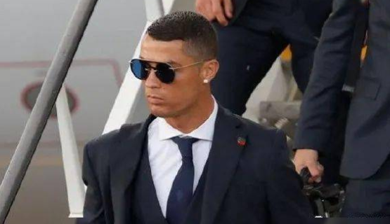 消息称C罗收到自沙特方面的报价 天价邀请愿等他到世界杯后