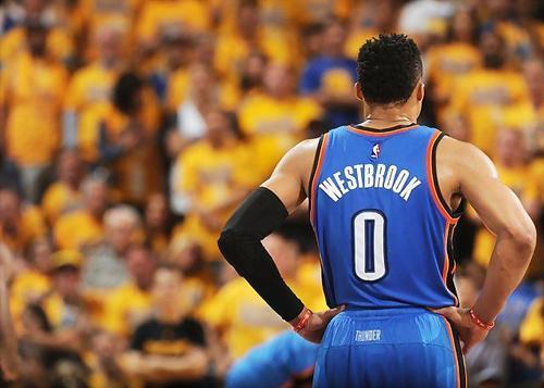 威少生涯四大纪录