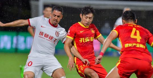 中超：河北队0-1不敌成都蓉城队 外援菲利佩的进球