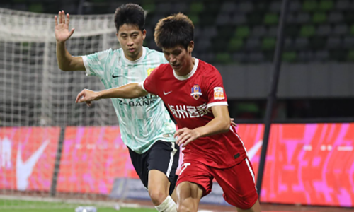 中超第11轮战报：梅州客家2-1击败武汉长江 邀请了751名观众现场观赛