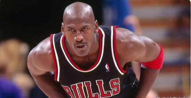 伯德眼中的攻防一体球员