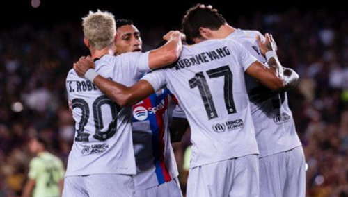 足球友谊慈善赛：巴塞罗那3-3曼城 奥巴梅扬进球哈兰德造点