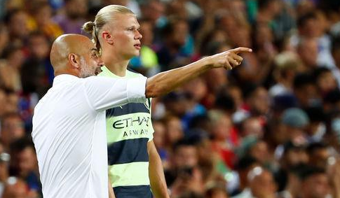 跳水界有了新王 哈兰德慈善赛无接触摔倒造点球引争议