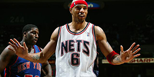 肯扬马丁什么时候退役