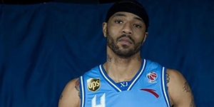 肯扬马丁生涯场均数据一览