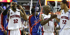 比卢普斯生涯薪资一览