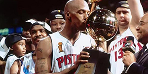 比卢普斯生涯场均数据一览