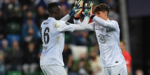 欧冠一场比赛可以换几个人