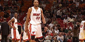 阿朗佐莫宁有几个总冠军