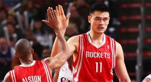 篮球内线是什么位置