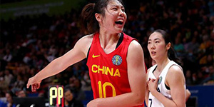 中国女篮107-44韩国女篮 小组赛首战迎来开门红