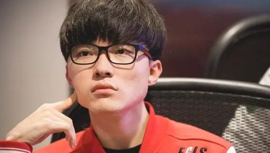 Faker切屏是为什么