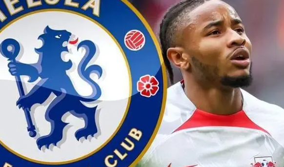 恩昆库踢什么位置