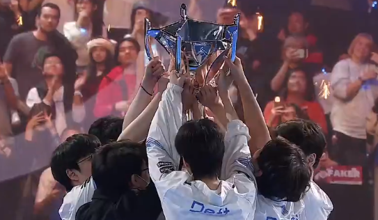 s12冠军是哪个战队