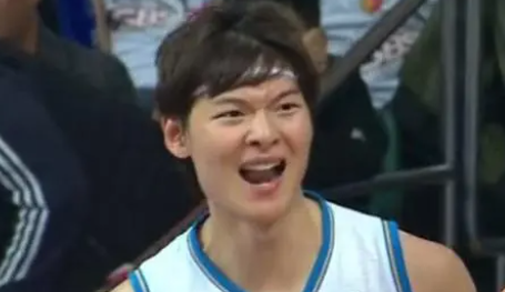王哲林名场面gif