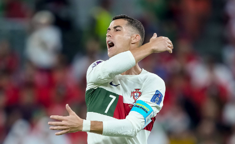 葡媒调查：70%的葡萄牙球迷要求C罗不要在对瑞士的比赛中首发