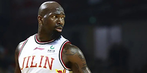 多米尼克琼斯身高臂展多少