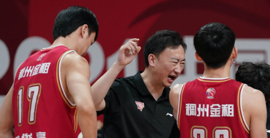 cba常规赛消息:浙江豪取十三连胜 天津遭遇八连败