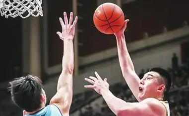 付豪狂砍50分生涯新高 辽篮大胜福建男篮