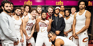 板凳奇兵是什么意思