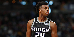 希尔德为什么那么晚选秀