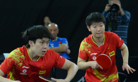 国乒女双收获两个德班世乒赛决赛席位 孙颖莎王曼昱轻松赢球