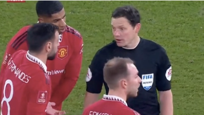 英格兰足总杯第四轮：曼联3-1雷丁 卡塞米罗双响弗雷德传射建功