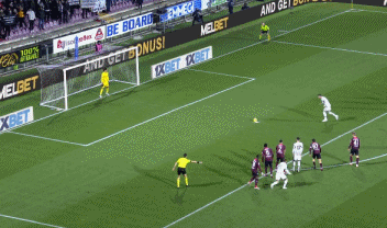 意甲第21轮：萨勒尼塔纳0-3尤文图斯 弗拉霍维奇2射1传