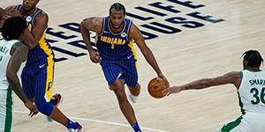 tj沃伦属于攻防一体吗