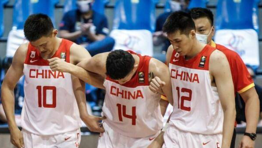 中国男篮世预赛16人第六窗口大名单公布 周琦郭艾伦领衔