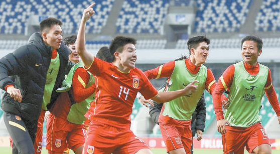 国足2比0击败沙特队 U20亚洲杯国足首胜